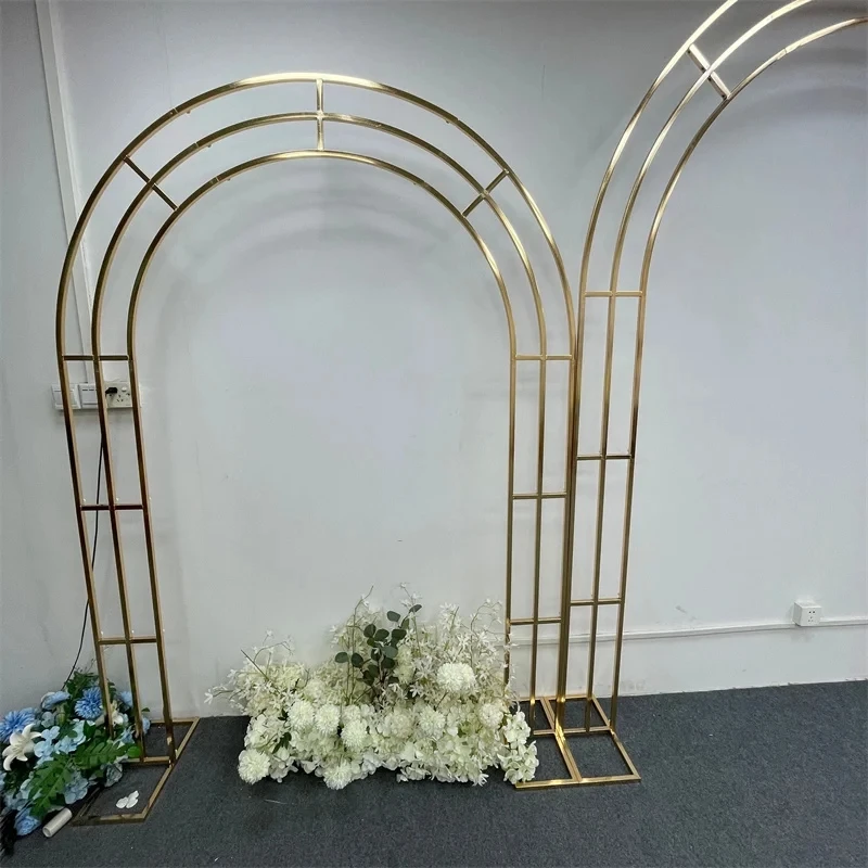 Metallic Gold Wedding Arch Sta - огляд і ціна The Wedding Supply Store