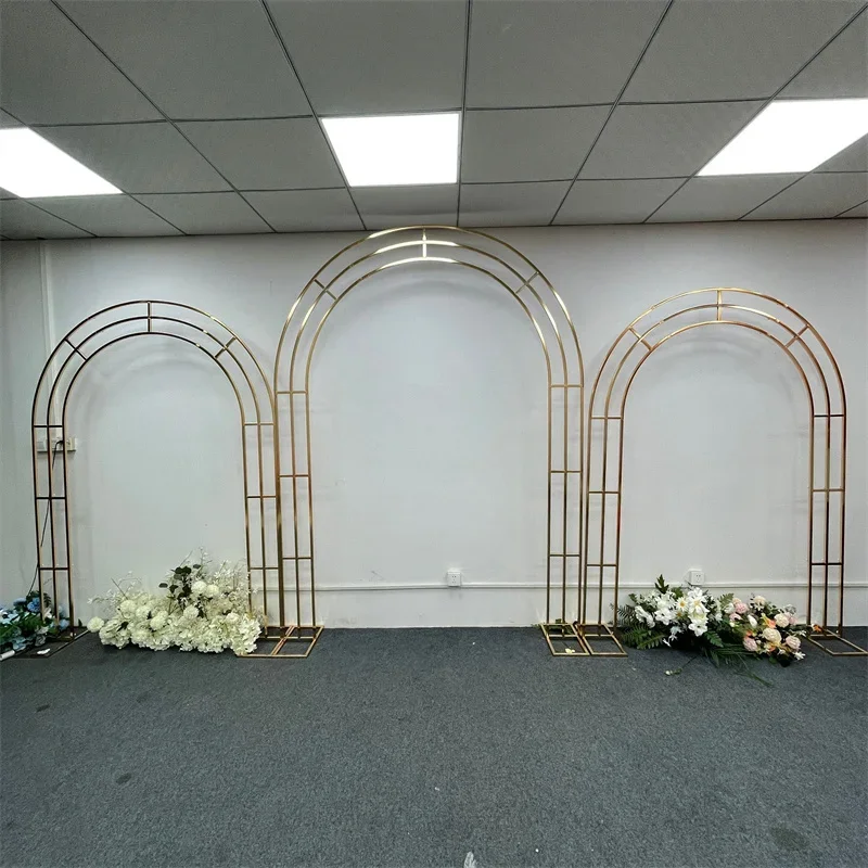 Metallic Gold Wedding Arch Sta - огляд і ціна The Wedding Supply Store
